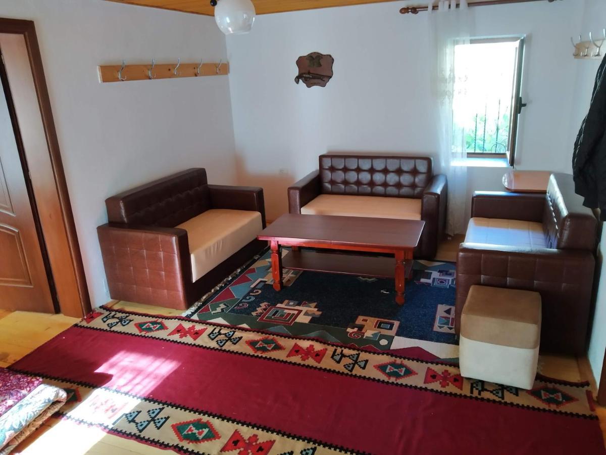 Guesthouse Shtini Fshat Luaran gambar